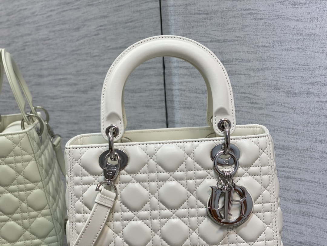 Dior M0565 Medium Lady Dior Bag White Cannage Lambskin Silver - Default Title - View 3
