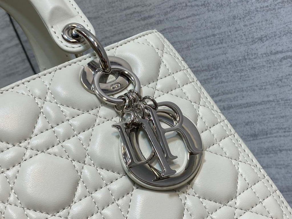 Dior M0565 Medium Lady Dior Bag White Cannage Lambskin Silver
