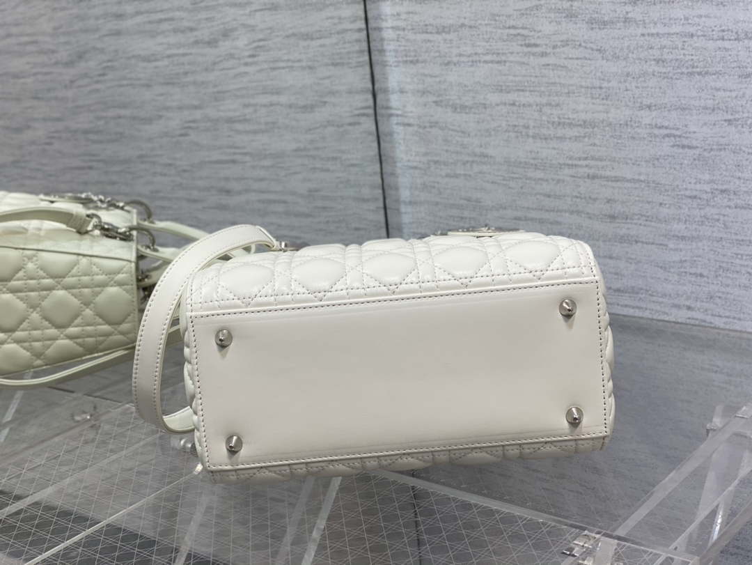 Dior M0565 Medium Lady Dior Bag White Cannage Lambskin Silver - Default Title - View 7