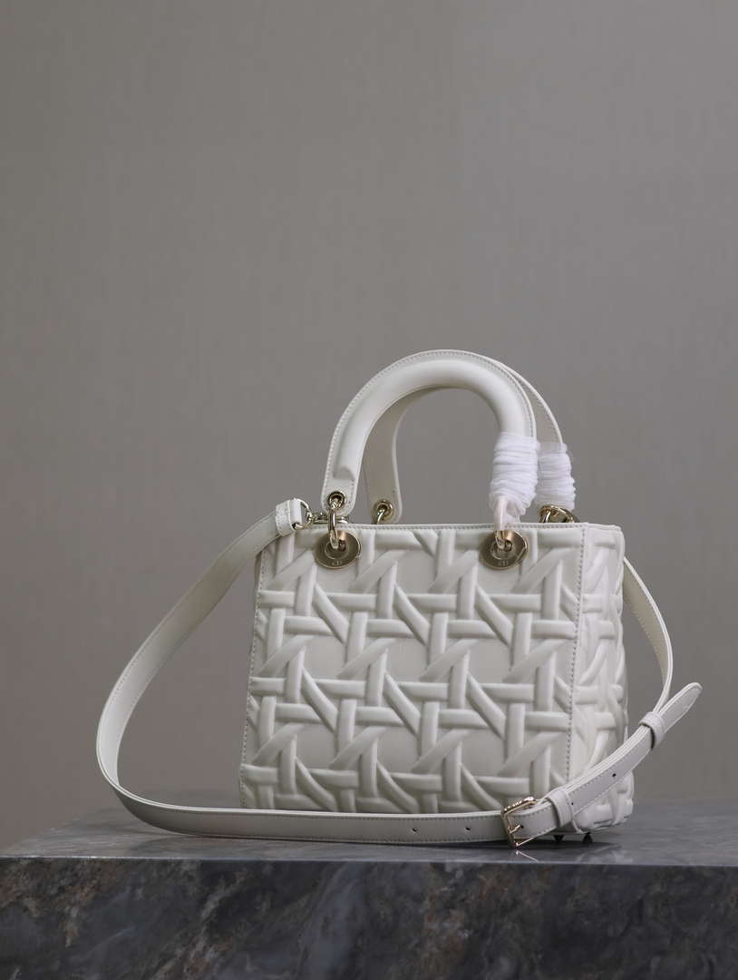 Dior M0565 Medium Lady Dior Bag White Graphic Cannage Calfskin