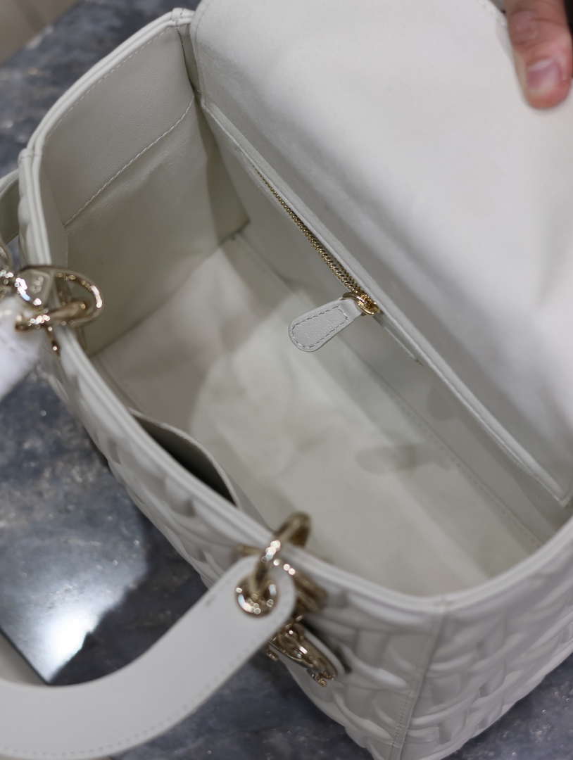 Dior M0565 Medium Lady Dior Bag White Graphic Cannage Calfskin