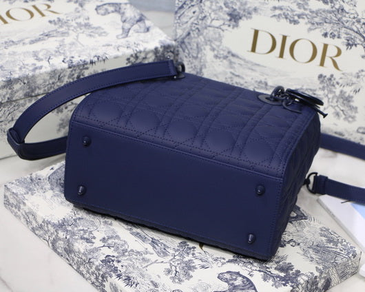 Dior M0565 Medium Lady Dior Cannage Calfskin Bag Navy Blue