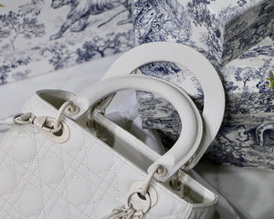 Dior M0565 Medium Lady Dior Cannage Calfskin Bag White - Default Title - View 4