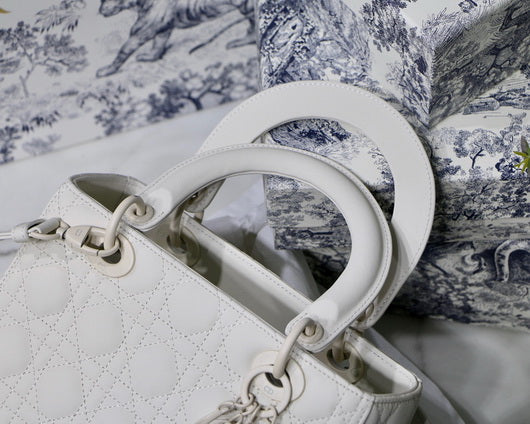 Dior M0565 Medium Lady Dior Cannage Calfskin Bag White