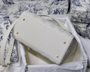 Dior M0565 Medium Lady Dior Cannage Calfskin Bag White - Default Title - View 8