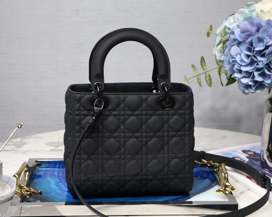 Dior M0565 Medium Lady Dior Cannage Calfskin Bag Black - Default Title - View 4