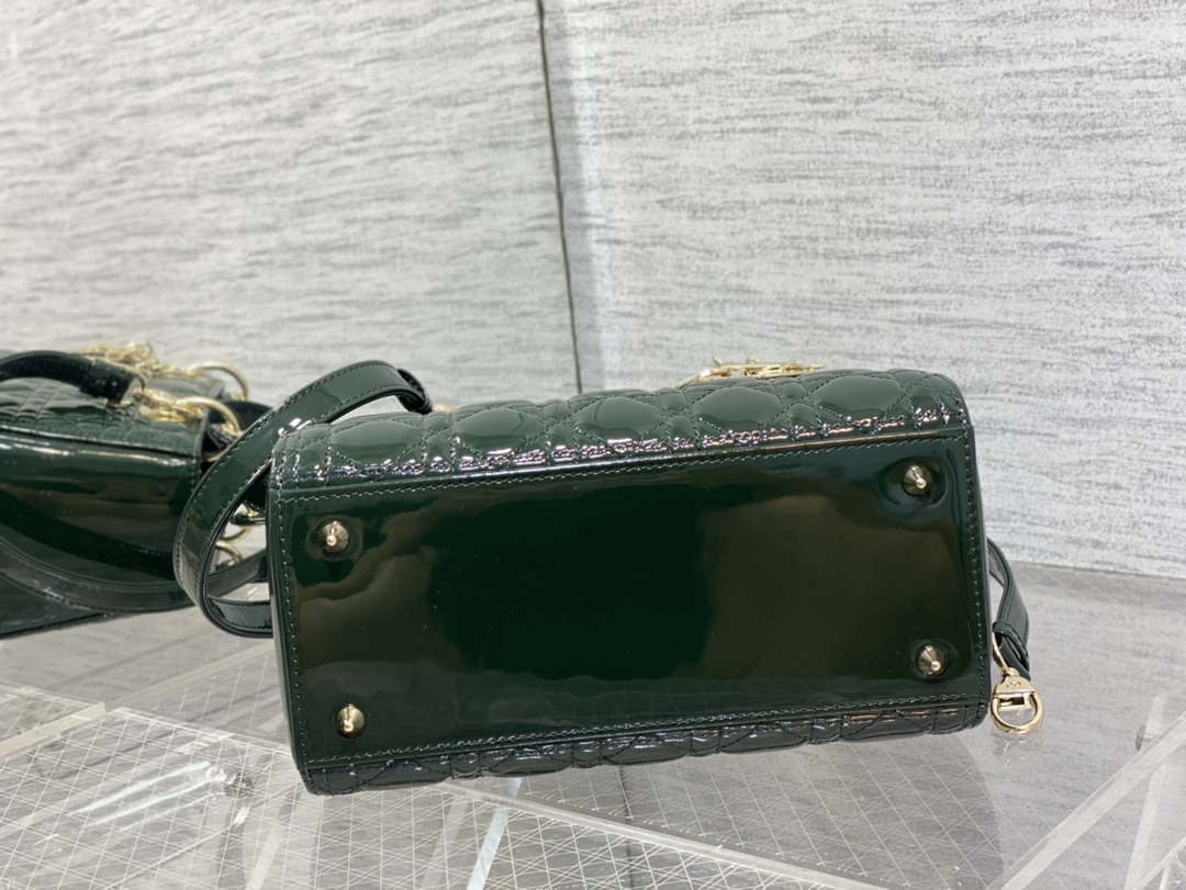 Dior M0565 Medium Lady Dior Patent Cannage Calfskin Bag Dark Green - Default Title - View 7