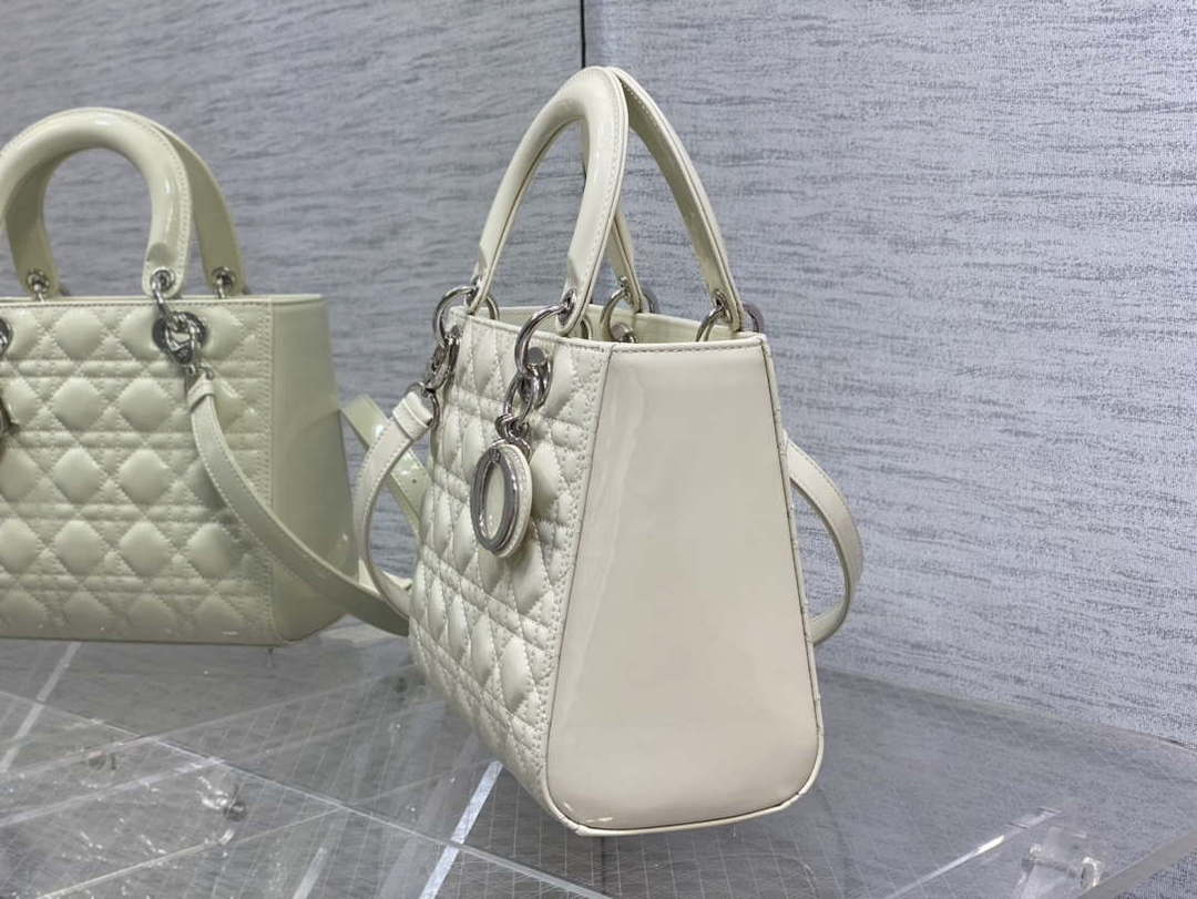 Dior M0565 Medium Lady Dior Patent Cannage Calfskin Bag White Silver