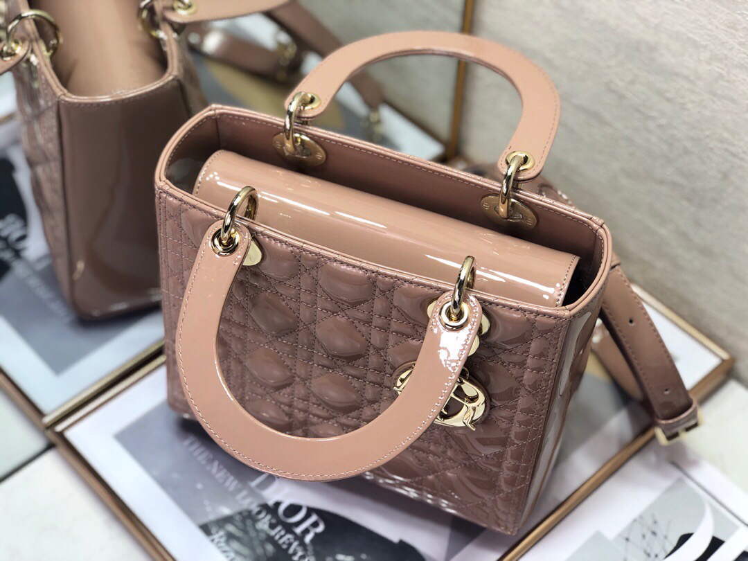 Dior M0565 Medium Lady Dior Patent Cannage Calfskin Bag Light Pink