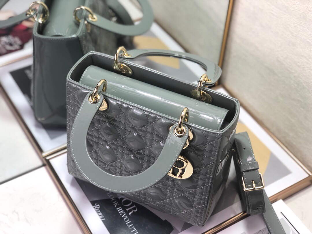 Dior M0565 Medium Lady Dior Patent Cannage Calfskin Bag Gray