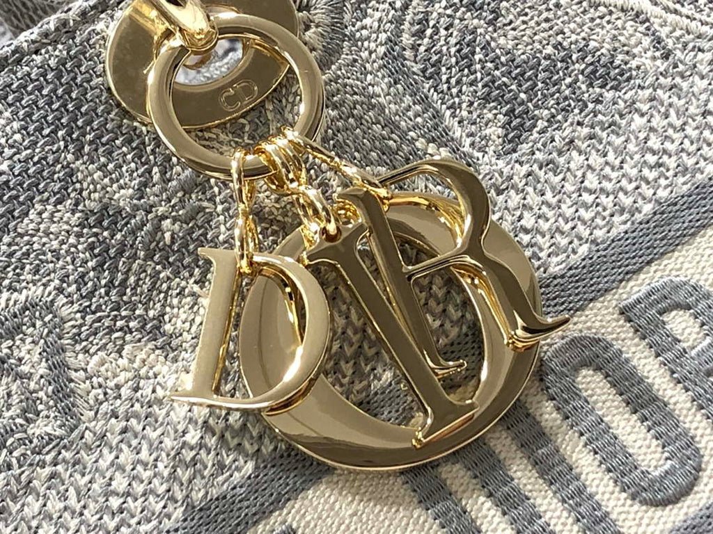 Dior M0566 Large Lady D-Lite Gray de Jouy Embroidery M1055