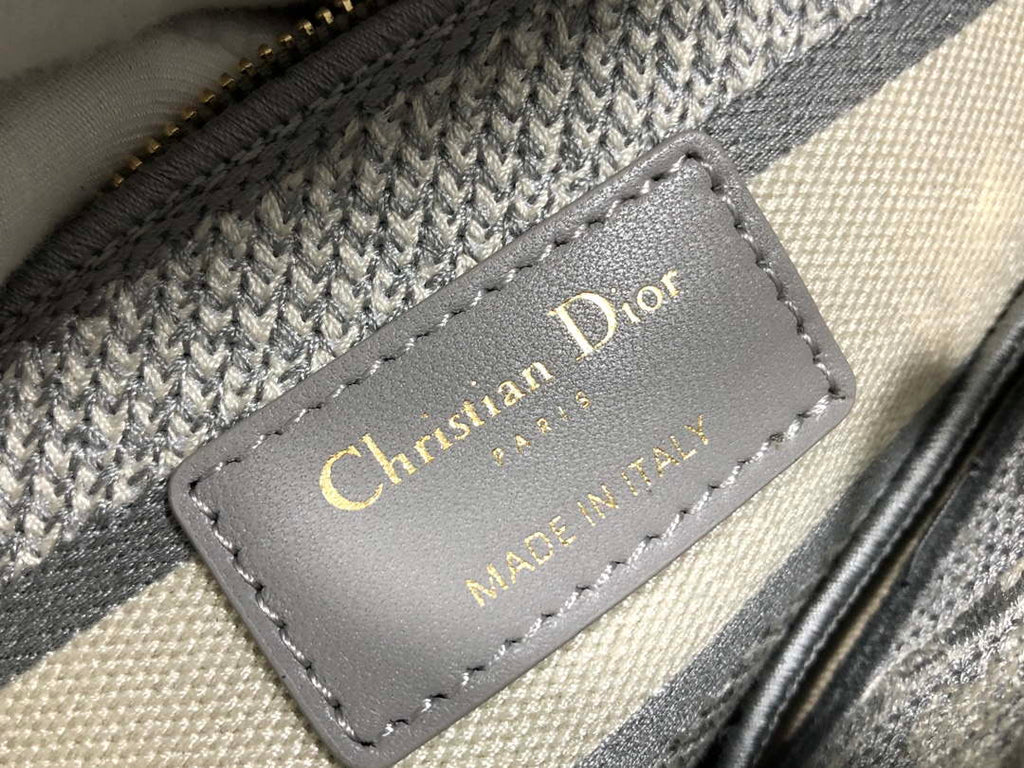 Dior M0566 Large Lady D-Lite Gray de Jouy Embroidery M1055