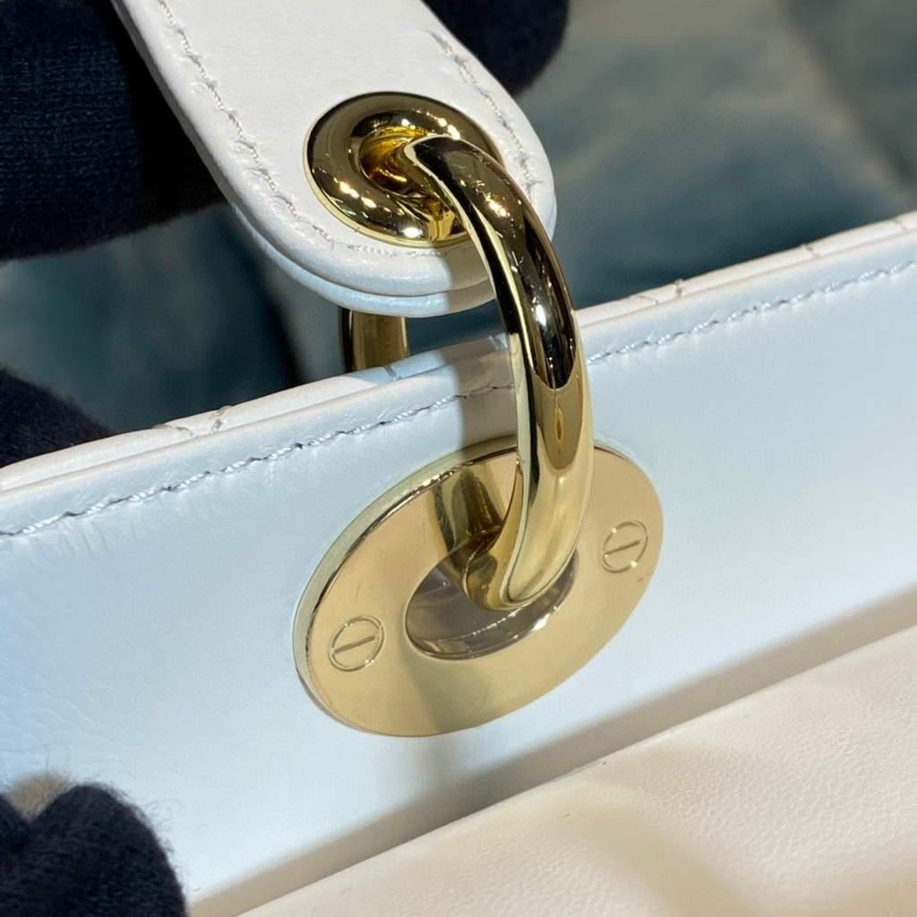 Dior M0566 Large Lady Dior Bag White Cannage Lambskin - Voguebags