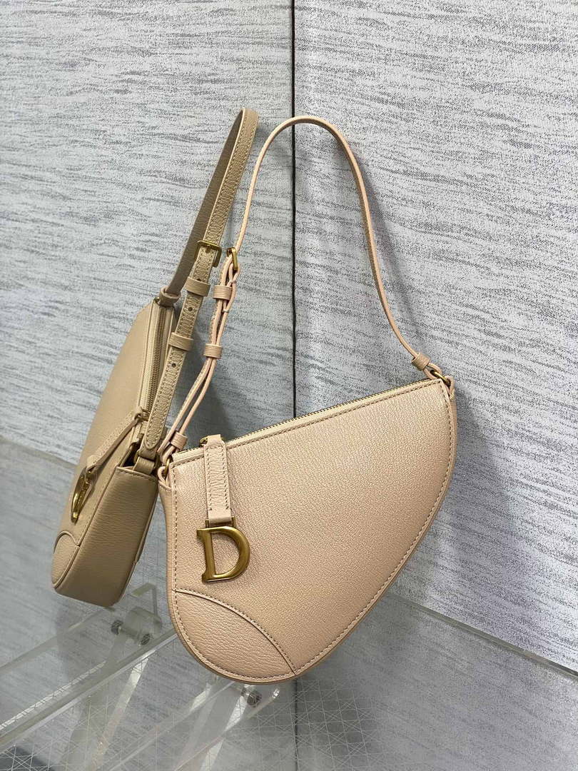 Dior M05909 Saddle Shoulder Pouch Apricot Goatskin
