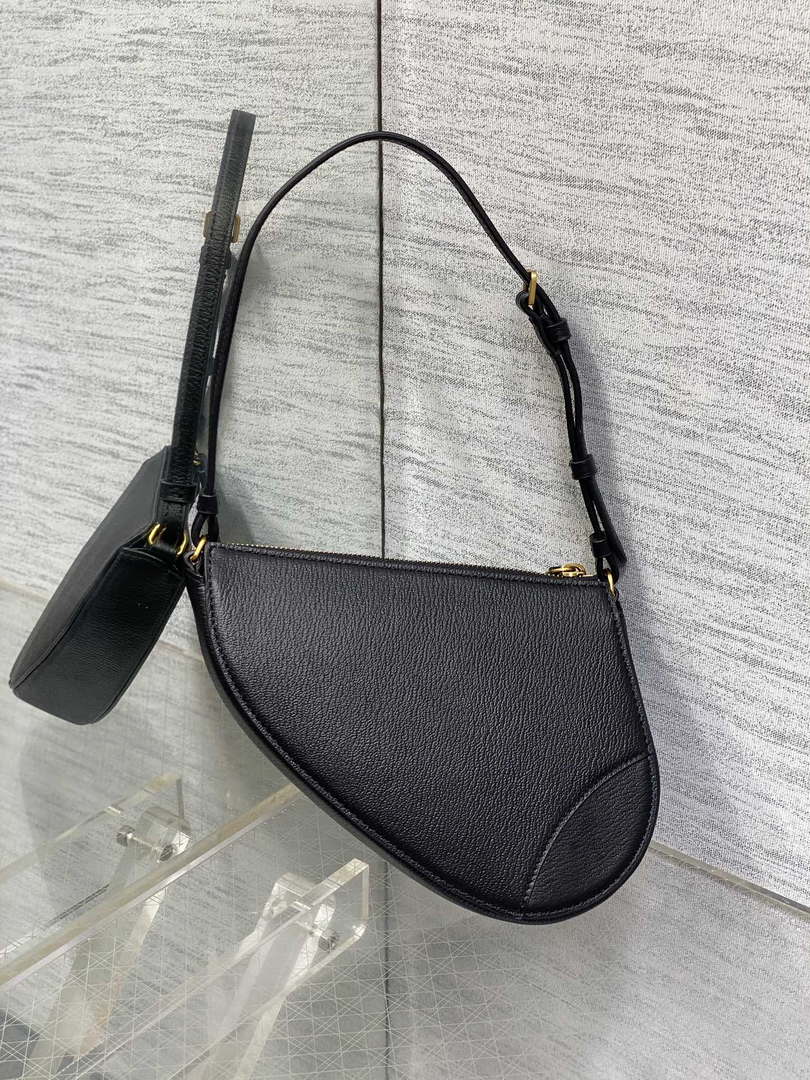 Dior M05909 Saddle Shoulder Pouch  Black Goatskin