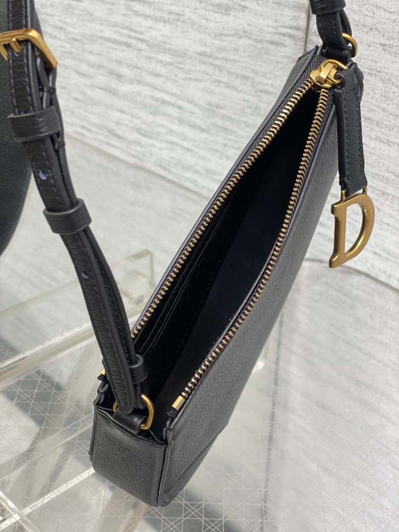 Dior M05909 Saddle Shoulder Pouch  Black Goatskin