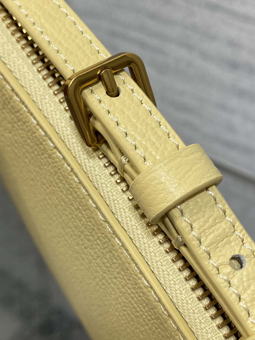 Dior M05909 Saddle Shoulder Pouch Pastel Yellow Goatskin