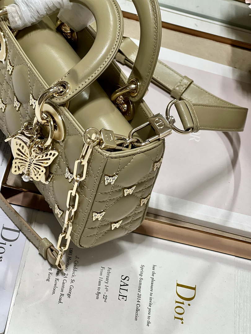 Dior M0613 Small Lady D-joy Bag Green Cannage Lambskin with Gold-Finish Butterfly Studs - Default Title - View 4