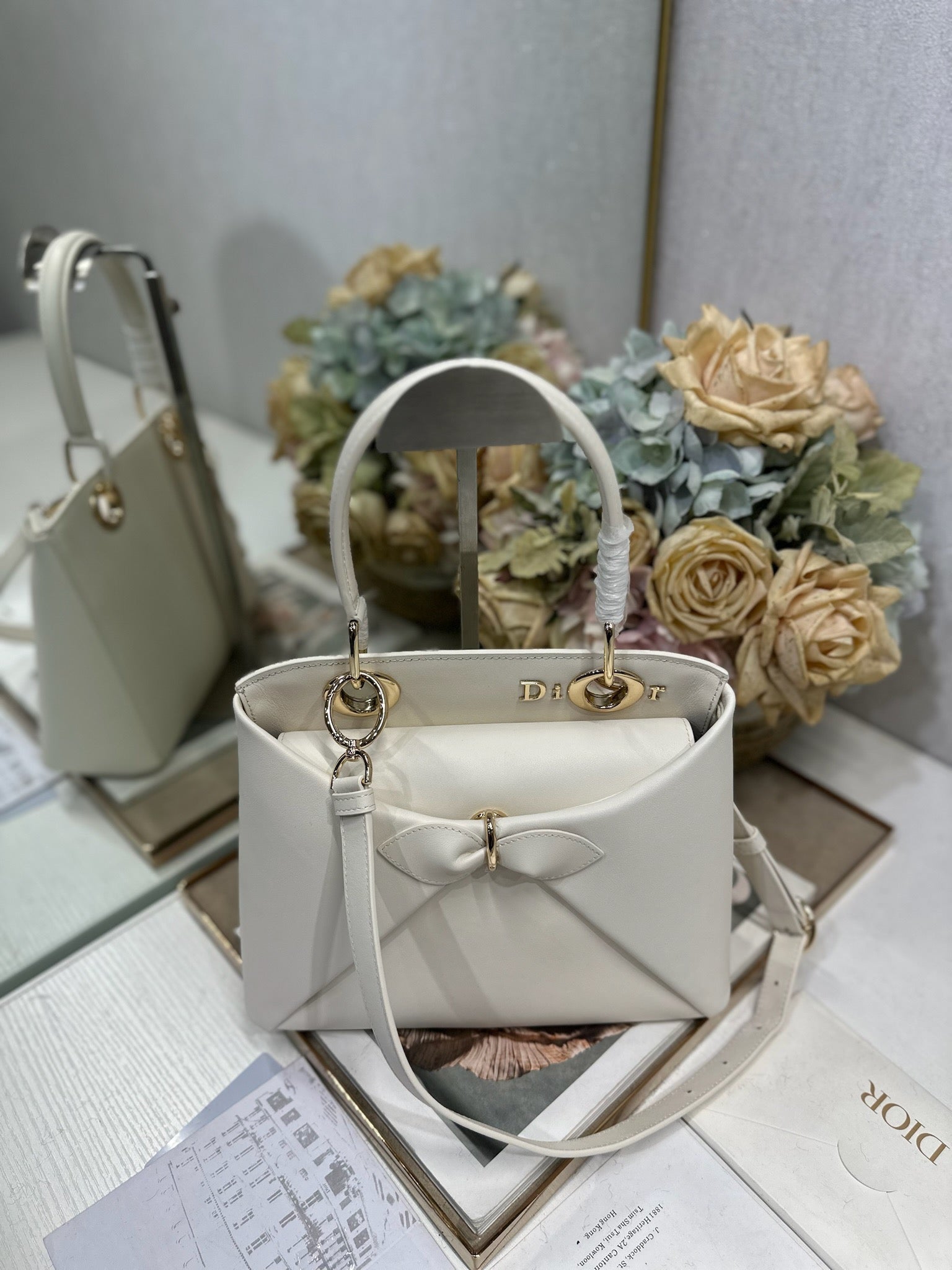 Dior M0737 Cigale top handle bag White