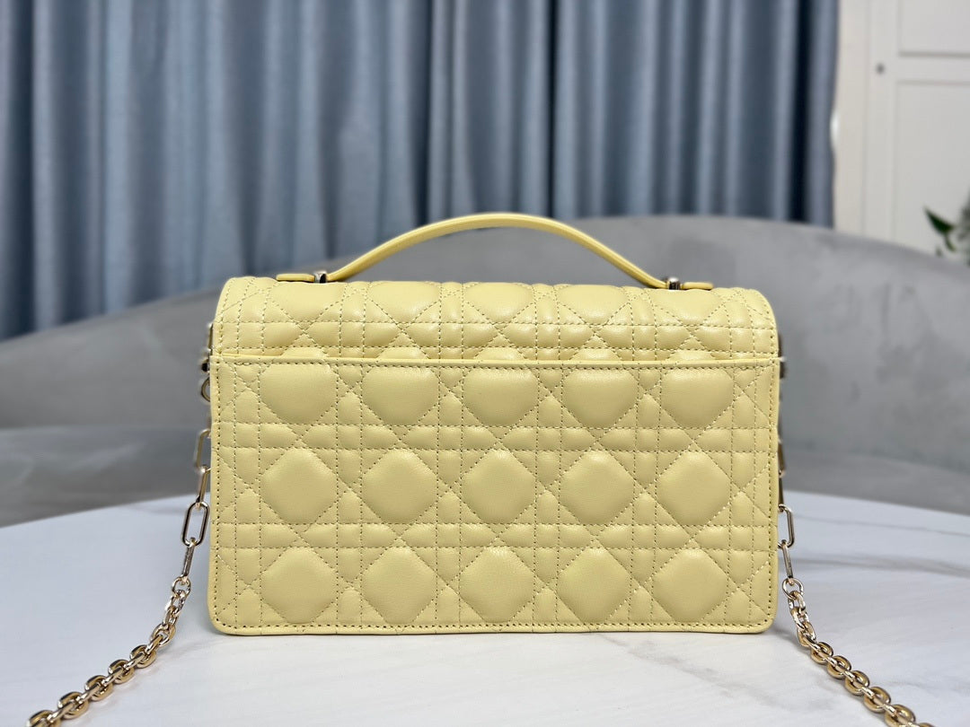 Dior M0997 My Dior Top Handle Bag Yellow Cannage Lambskin - Default Title - View 3