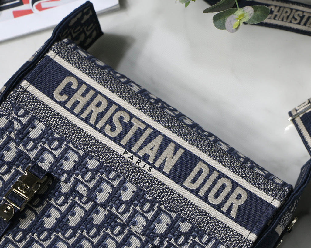 Dior M1241 Small Diorcamp Bag Blue Dior Oblique Embroidery