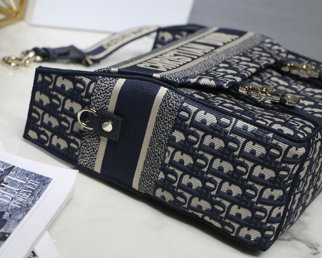 Dior M1241 Small Diorcamp Bag Blue Dior Oblique Embroidery