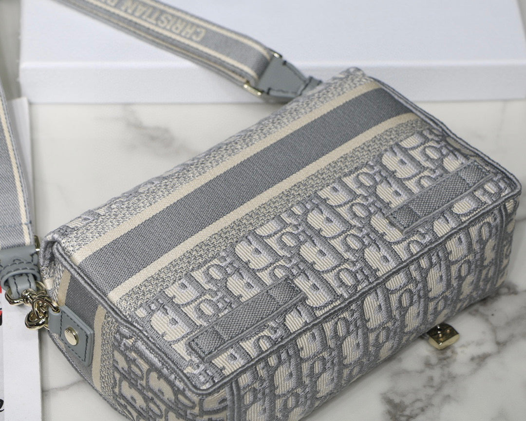 Dior M1241 Small Diorcamp Bag Gray Dior Oblique Embroidery