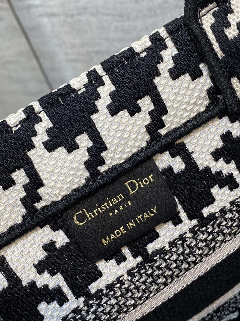 Dior M1265 Small Book Tote Black and White Macro Houndstooth Embroidery M9619