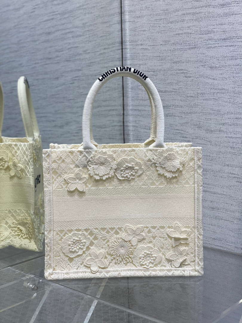 Dior M1265 Small Book Tote  Embroidery with 3D Macram¨¦ Effect M9620