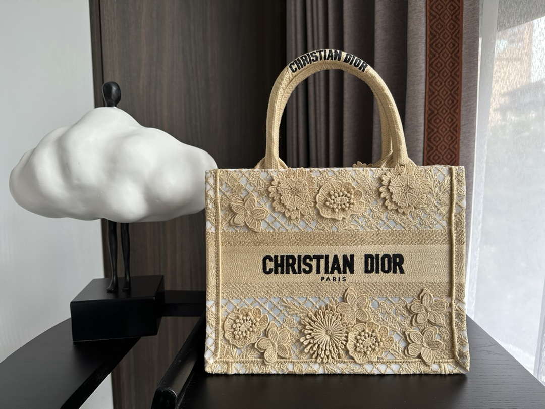 Dior M1265 Small Book Tote  Embroidery with 3D Macram¨¦ Effect M9621