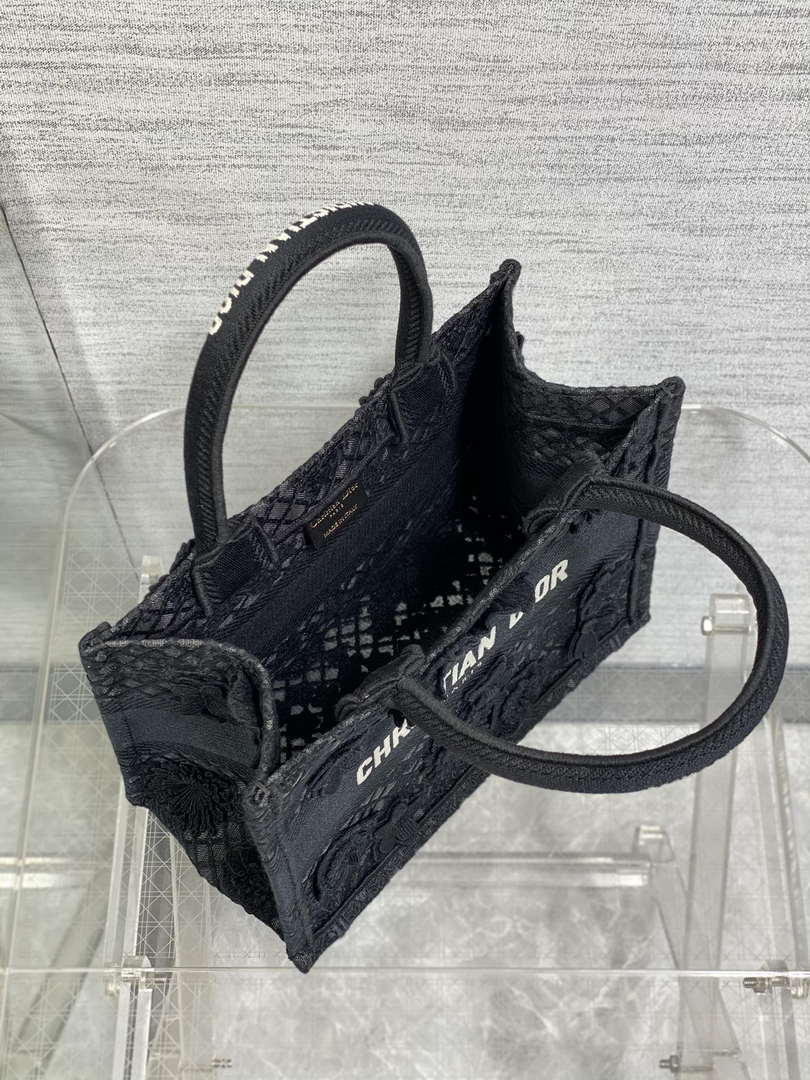 Dior M1265 Small Book Tote  Embroidery with 3D Macram¨¦ Effect M9623