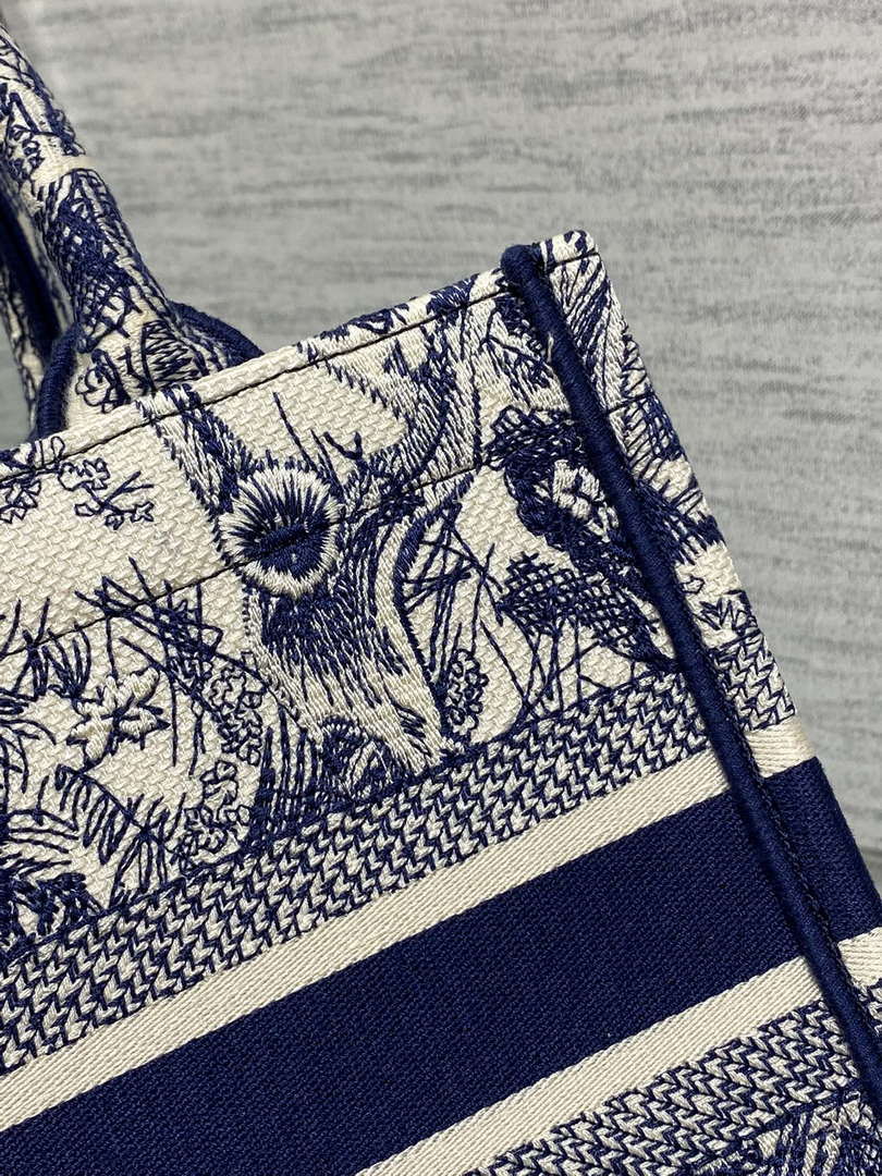 Dior M1265 Small Book Tote Toile de Jouy Sauvage Embroidery M9603