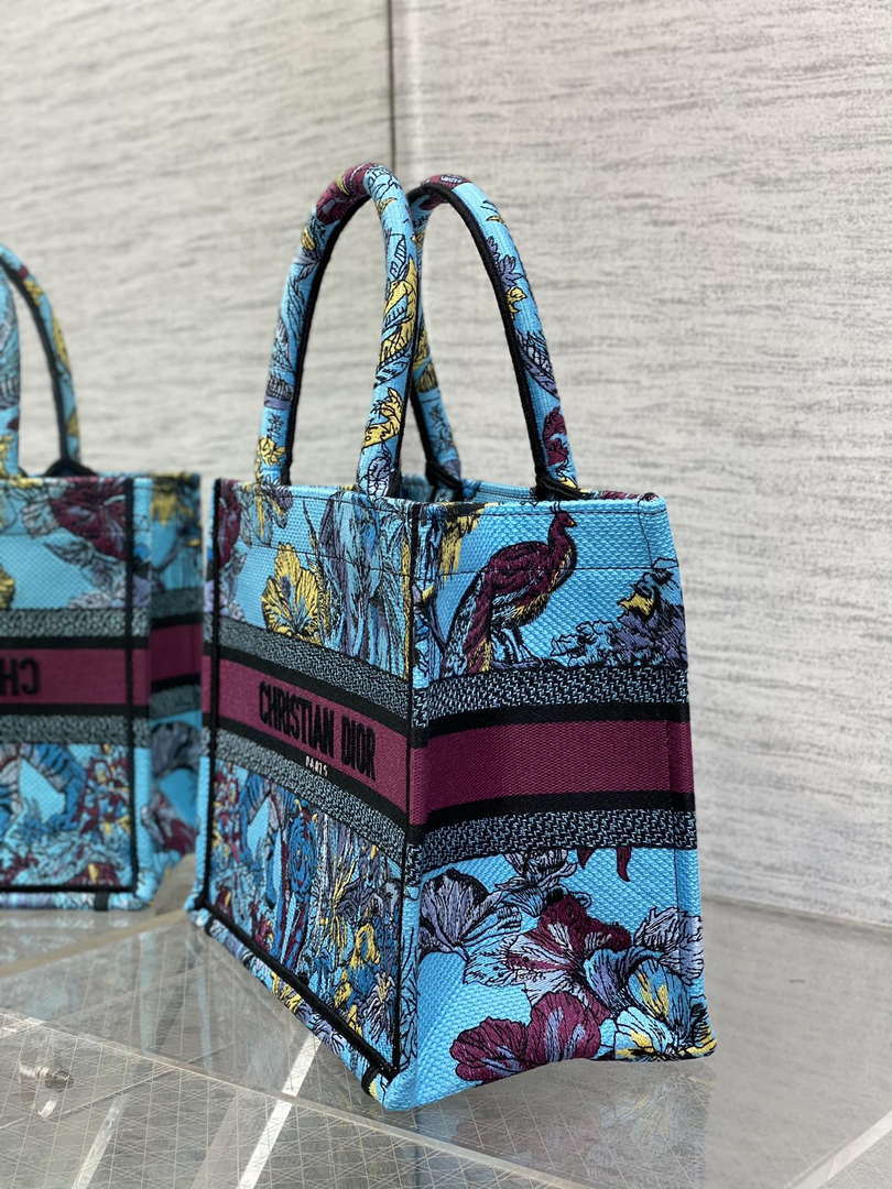 Dior M1265 Small Book Tote Toile de Jouy Sauvage Embroidery M9612