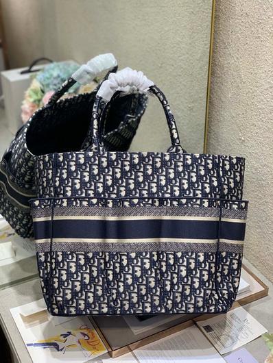 Dior M1279 Catherine Tote Bag Dior Oblique Embroidery Navy Blue - luxibagsmall