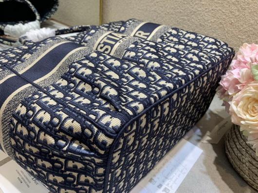 Dior M1279 Catherine Tote Bag Dior Oblique Embroidery Navy Blue - luxibagsmall