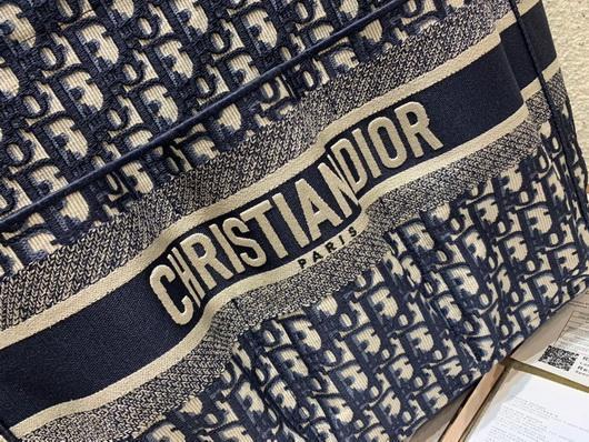 Dior M1279 Catherine Tote Bag Dior Oblique Embroidery Navy Blue - luxibagsmall