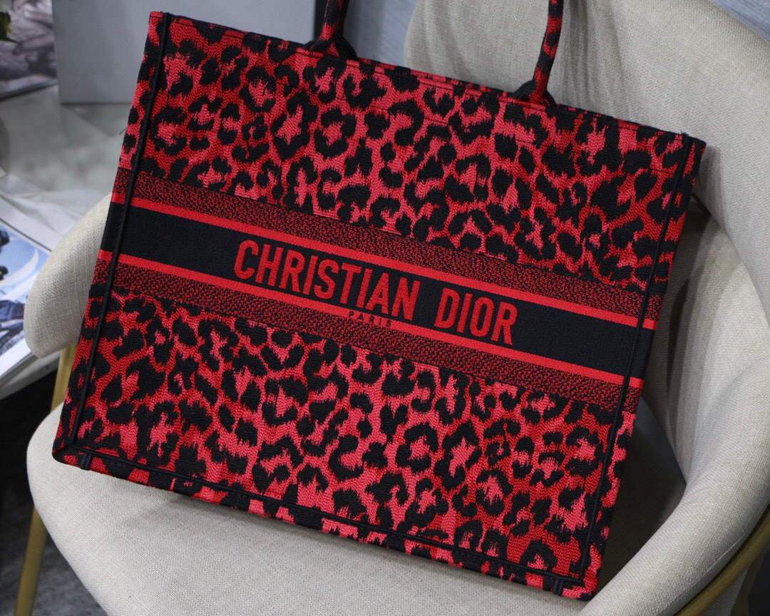 Dior M1286 Dior Book Tote Raspberry Pop Mizza Embroidery