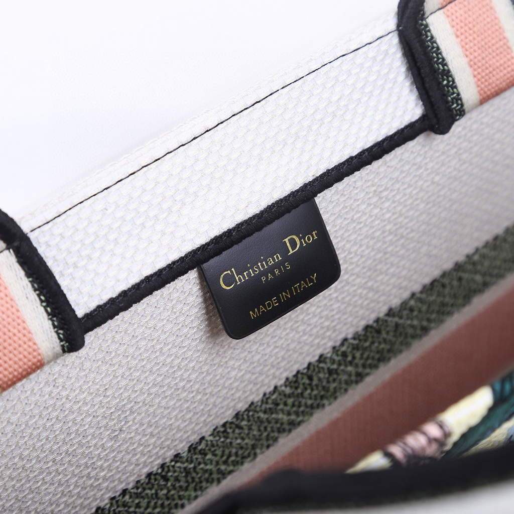 Dior M1286 Dior Book Tote Coeur En Fleurs Bag - luxibagsmall