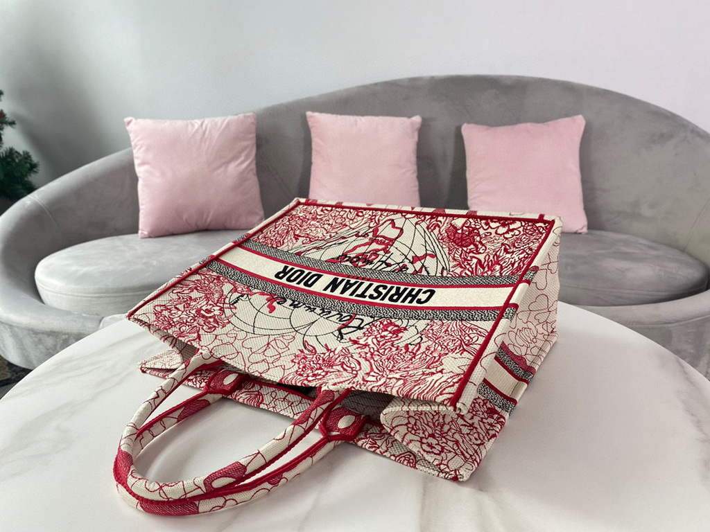 Dior M1286 DIORAMOUR DIOR BOOK TOTE Red and White D-Royaume d'Amour Embroidery