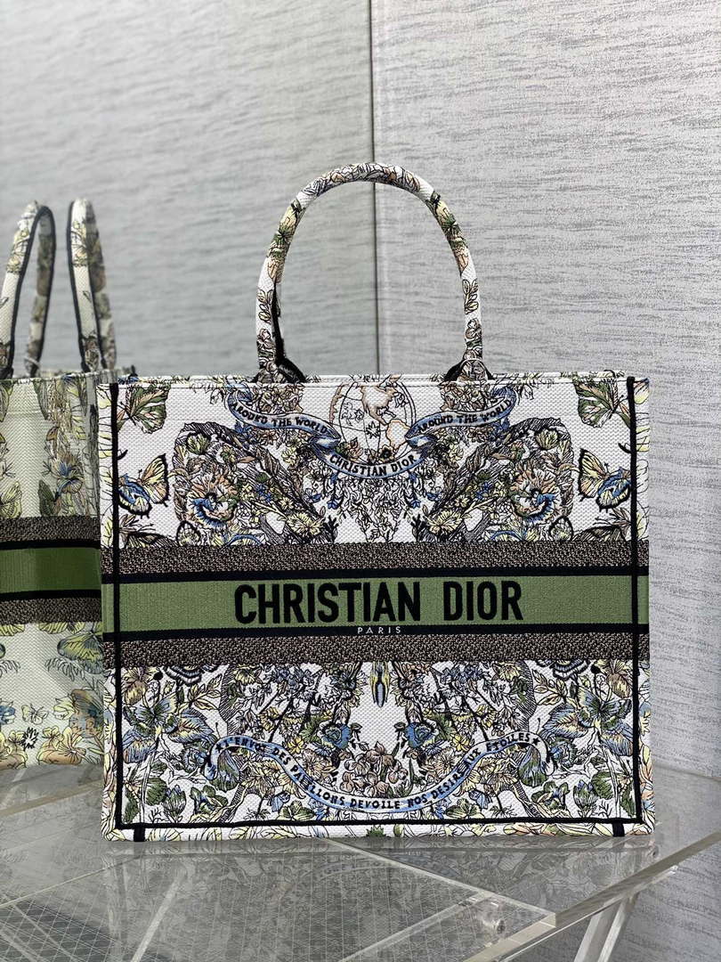Dior M1286 Large Book Tote Butterfly Bandana Embroidery M105 - Default Title - View 1