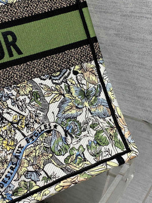 Dior M1286 Large Book Tote Butterfly Bandana Embroidery M105 - Default Title - View 3