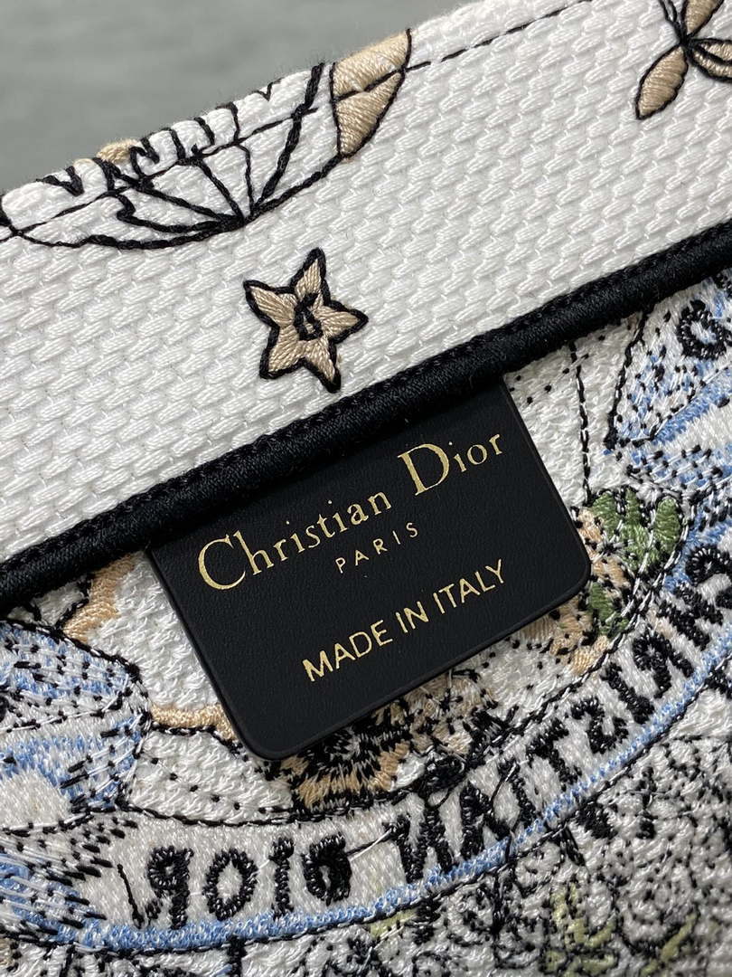 Dior M1286 Large Book Tote Butterfly Bandana Embroidery M105