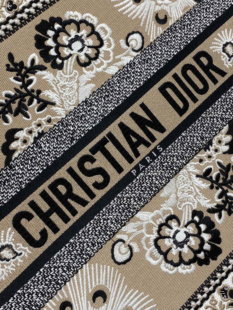 Dior M1286 Large Book Tote Butterfly Bandana Embroidery M106