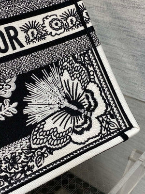 Dior M1286 Large Book Tote Butterfly Bandana Embroidery M107 - Default Title - View 3