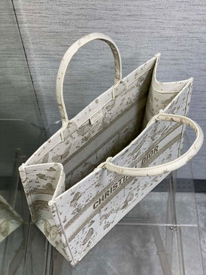 Dior M1286 Large Book Tote Butterfly Bandana Embroidery M109 - Default Title - View 8
