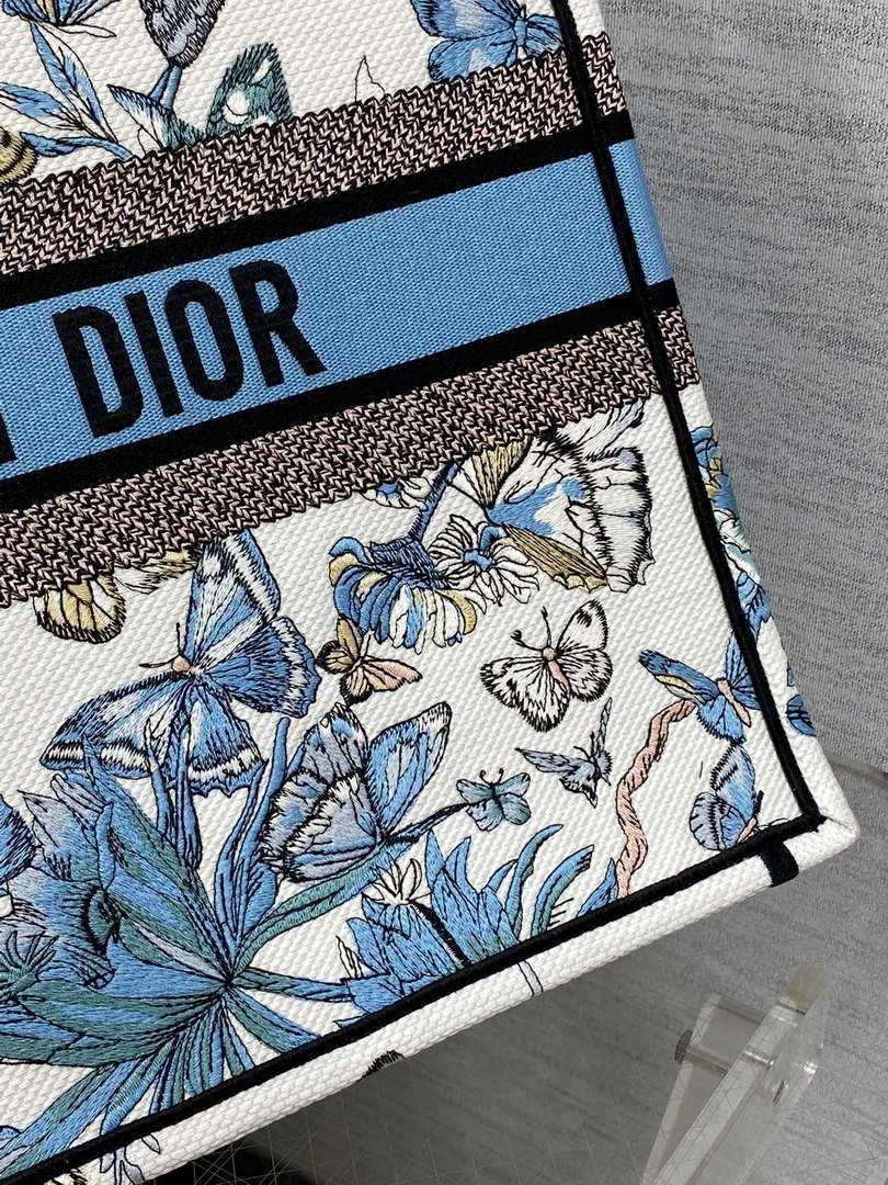 Dior M1286 Large Book Tote Butterfly Bandana Embroidery M120