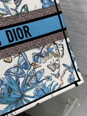 Dior M1286 Large Book Tote Butterfly Bandana Embroidery M120 - Default Title - View 3