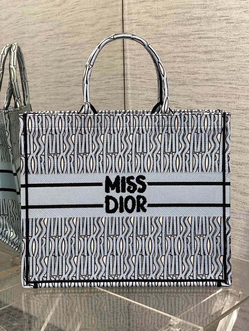 Dior M1286 Large Book Tote Pale Blue and Black Miss Dior Allover M1118