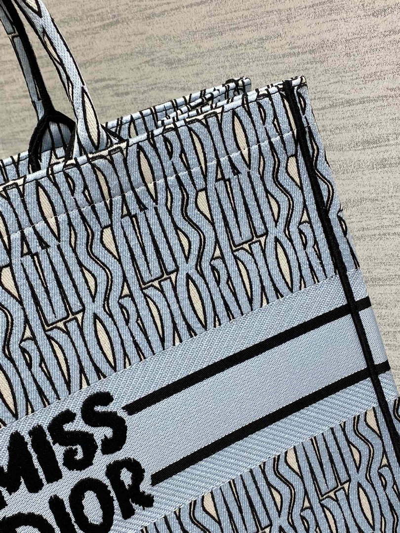Dior M1286 Large Book Tote Pale Blue and Black Miss Dior Allover M1118