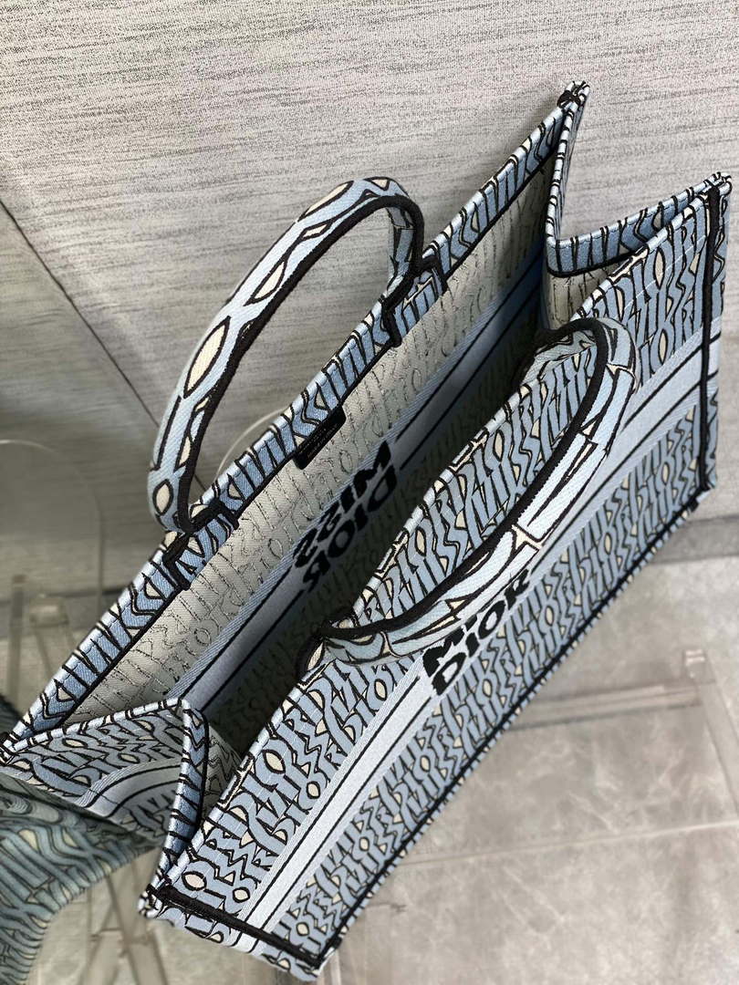 Dior M1286 Large Book Tote Pale Blue and Black Miss Dior Allover M1118